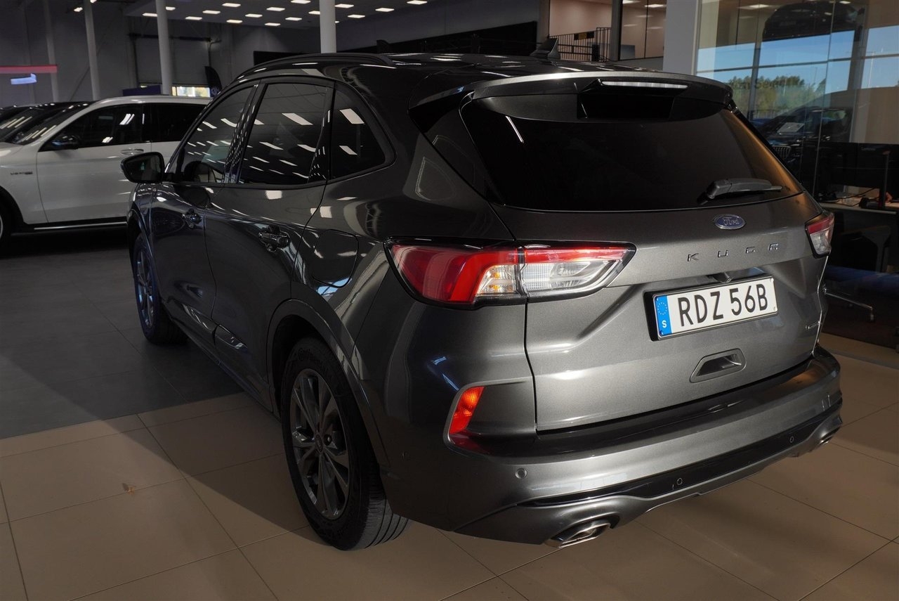 Ford Kuga ST-Line X 2.5 Plug-In Hybrid 2023, bild 7/10