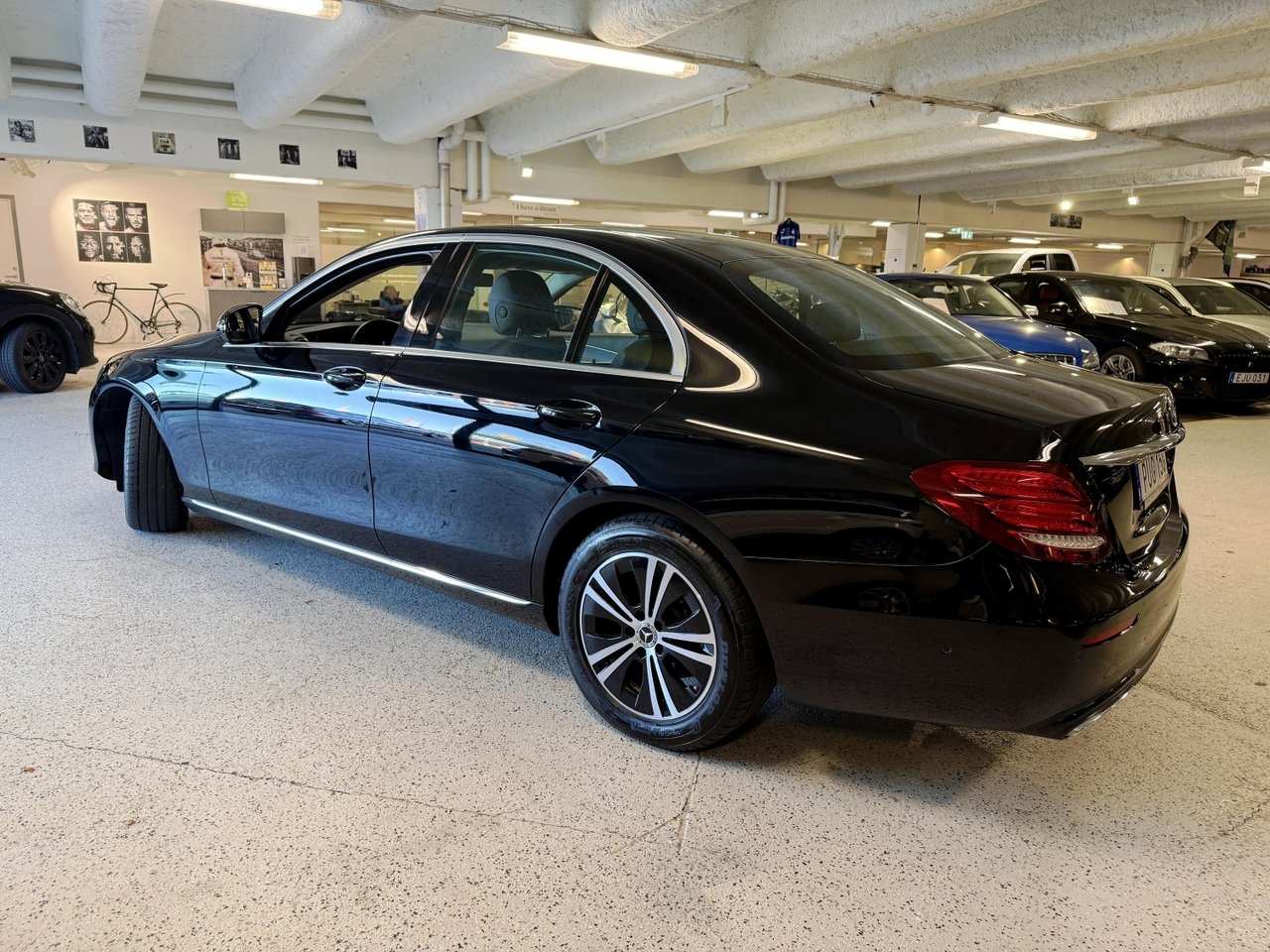 Mercedes-Benz E 2020, bild 3/10