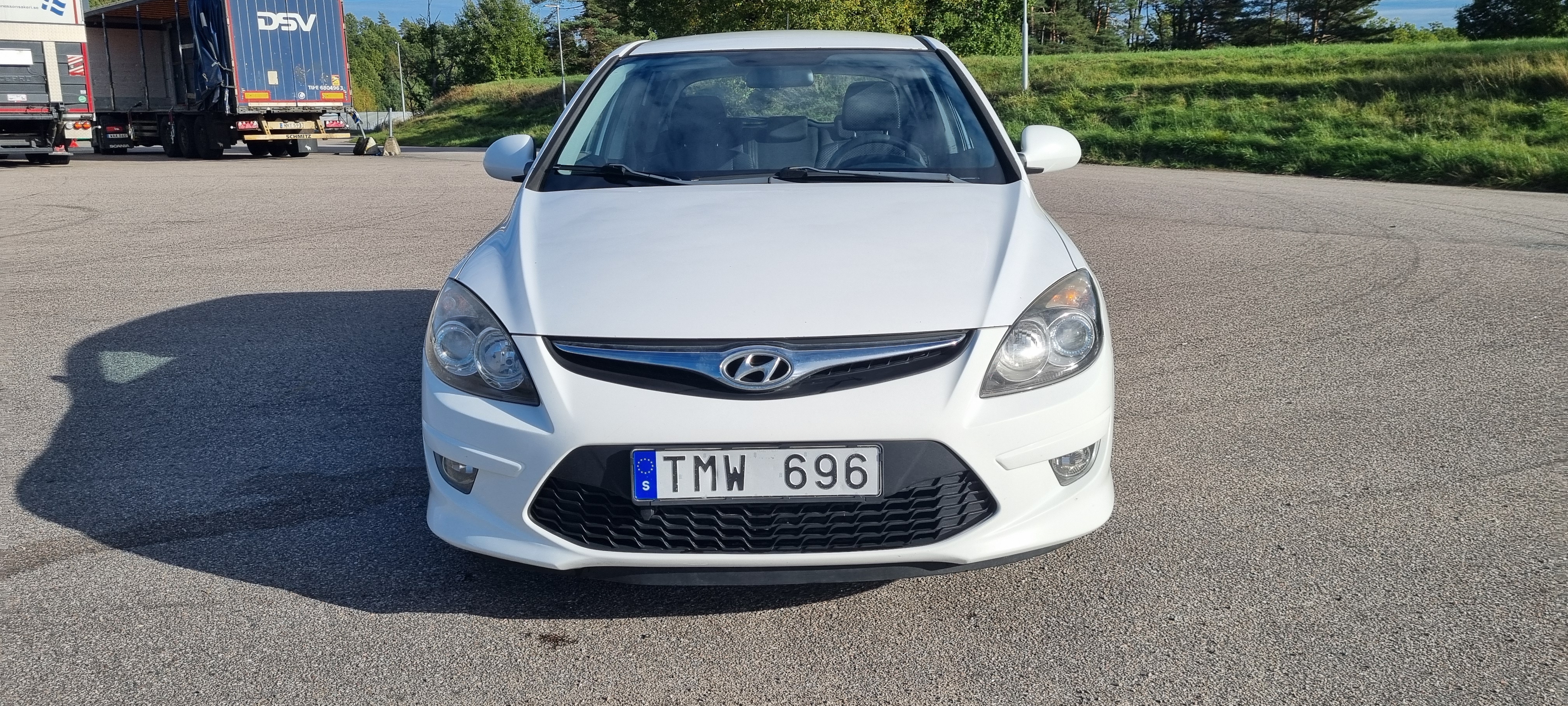 Hyundai i30 1.6 CRDi Manuell 2011, bild 2/8