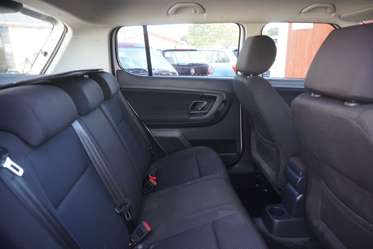 Skoda Fabia 1.6 TDI Elegance M-värmare 2012, bild 6/7