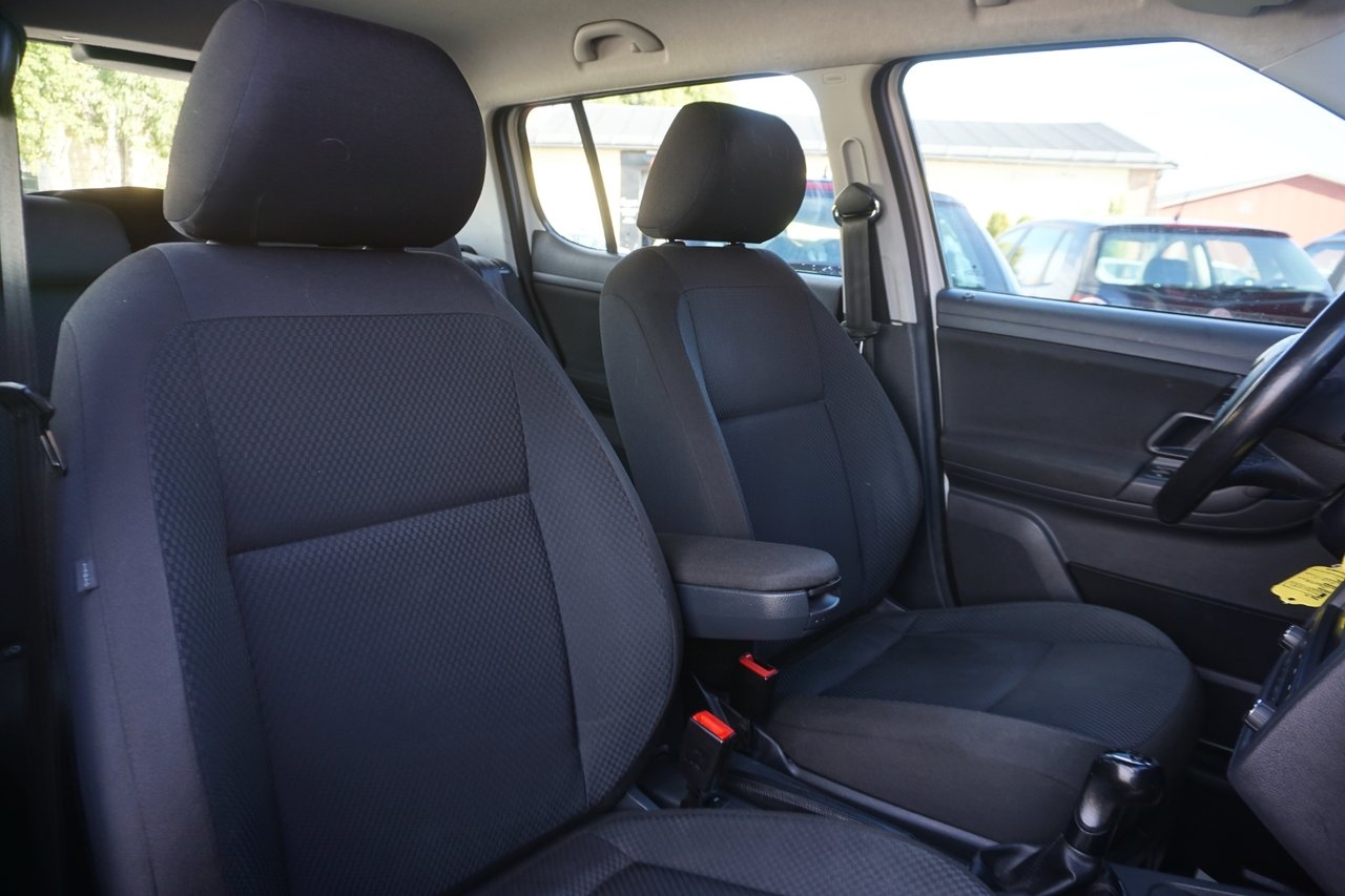 Skoda Fabia 1.6 TDI Elegance M-värmare 2012, bild 7/7