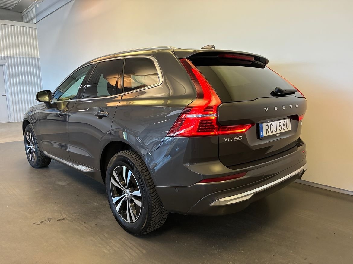 Volvo XC60 Recharge T6 Core Bright 2024, bild 6/10