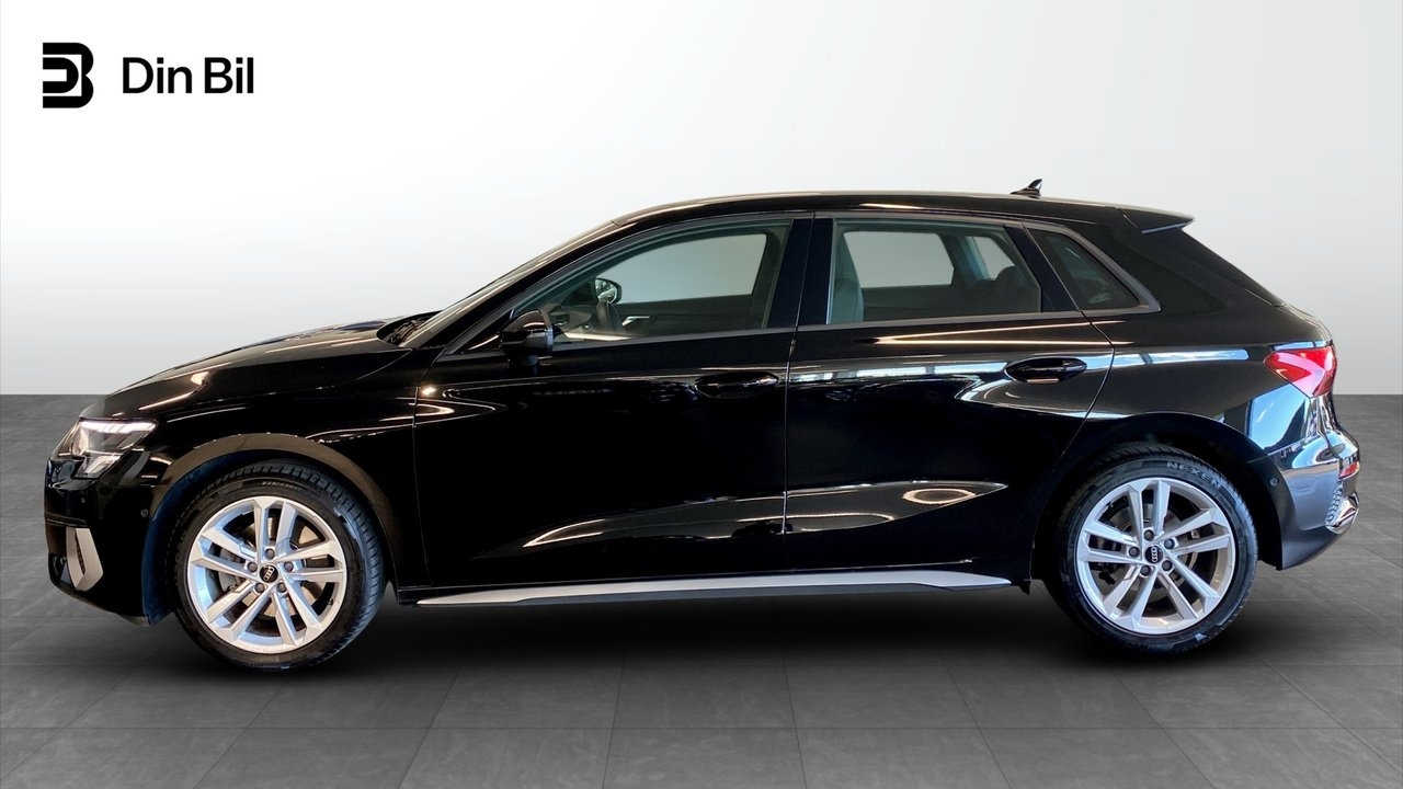 Audi A3 2024, bild 2/10