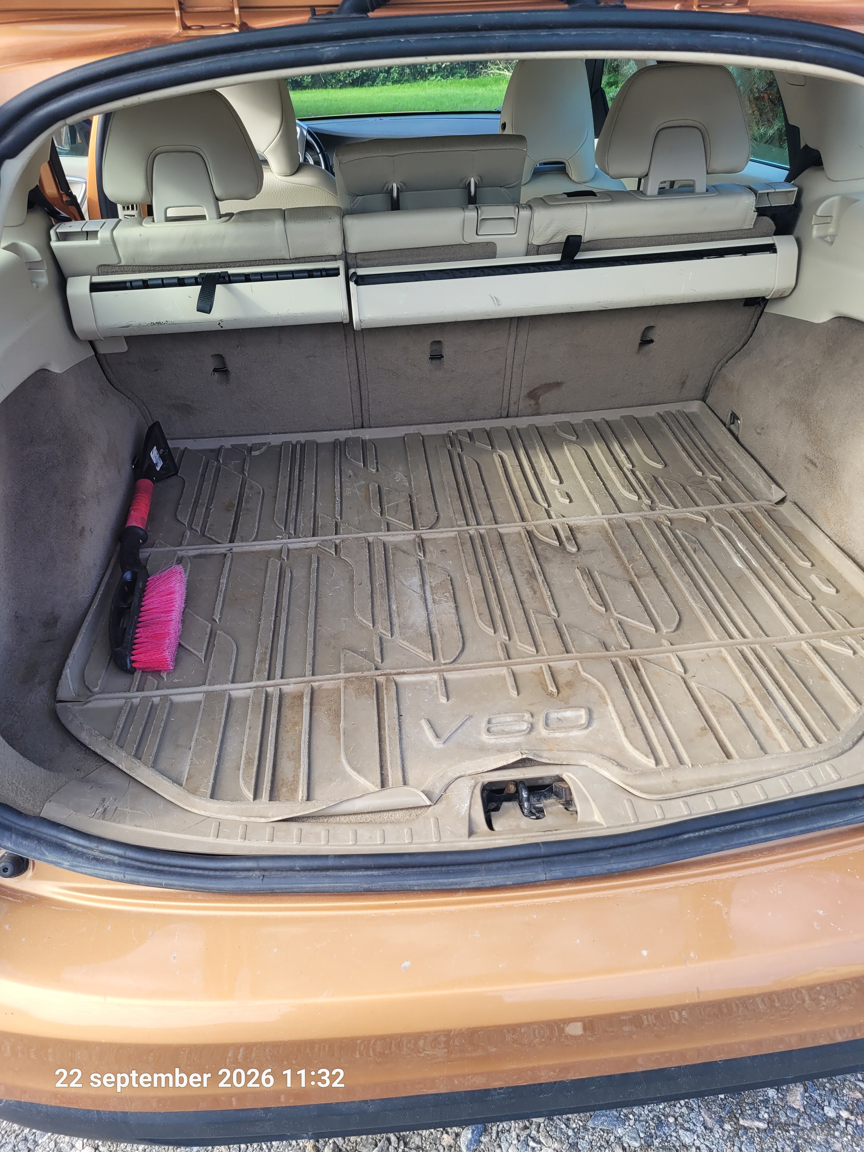 Volvo V60 T4F Powershift 2013, photo 2/6
