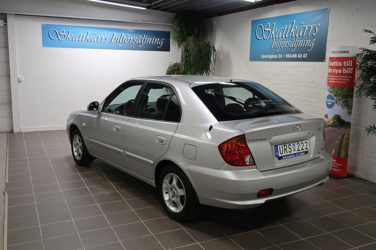 Hyundai Accent 5-dörrar 1.6 Endast 2004, kuva 2/7