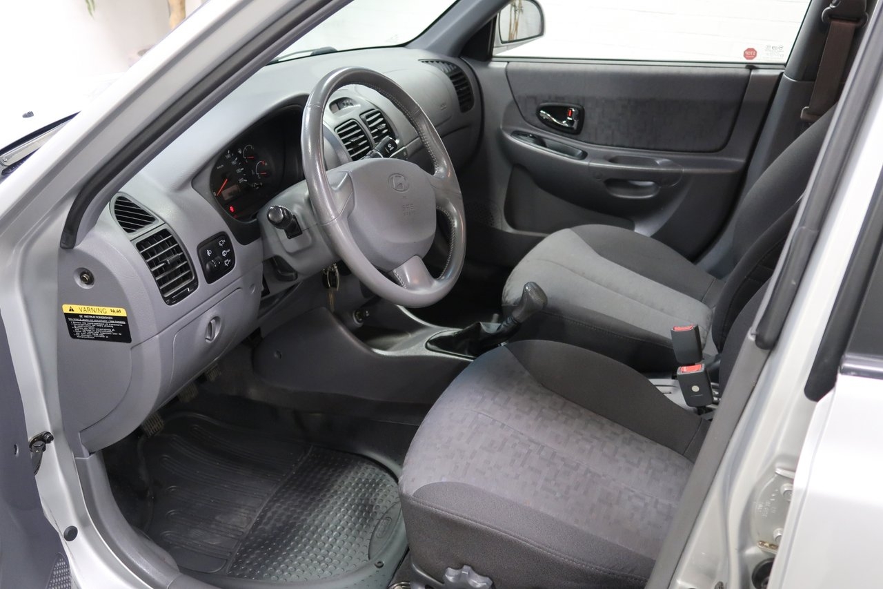 Hyundai Accent 5-dörrar 1.6 Endast 2004, kuva 7/7