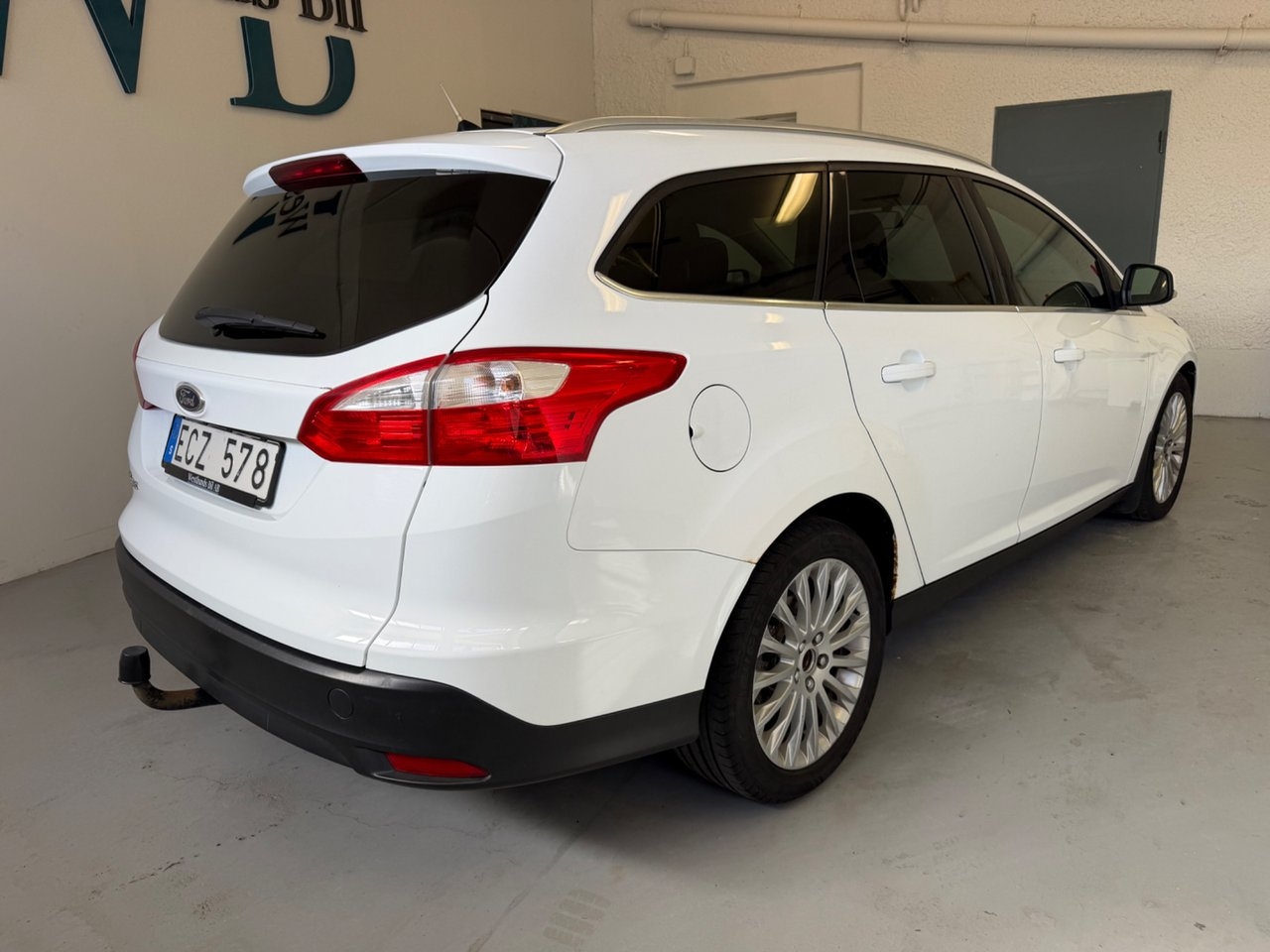 Ford Focus Kombi 1.0 EcoBoost Titanium 2013, bild 4/10