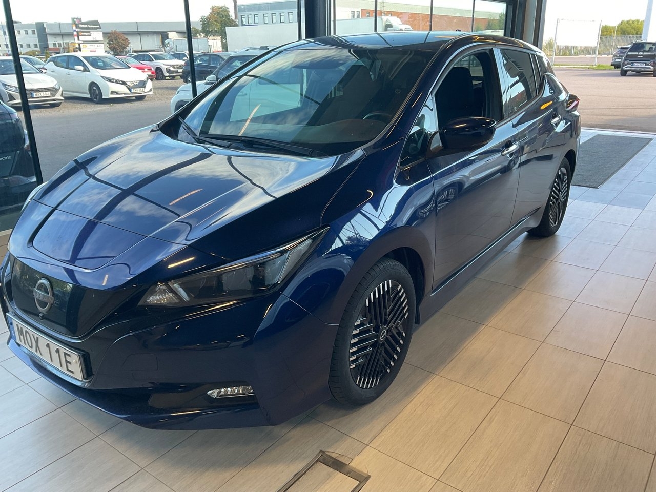 Nissan Leaf N-Connecta 2023, kuva 2/7