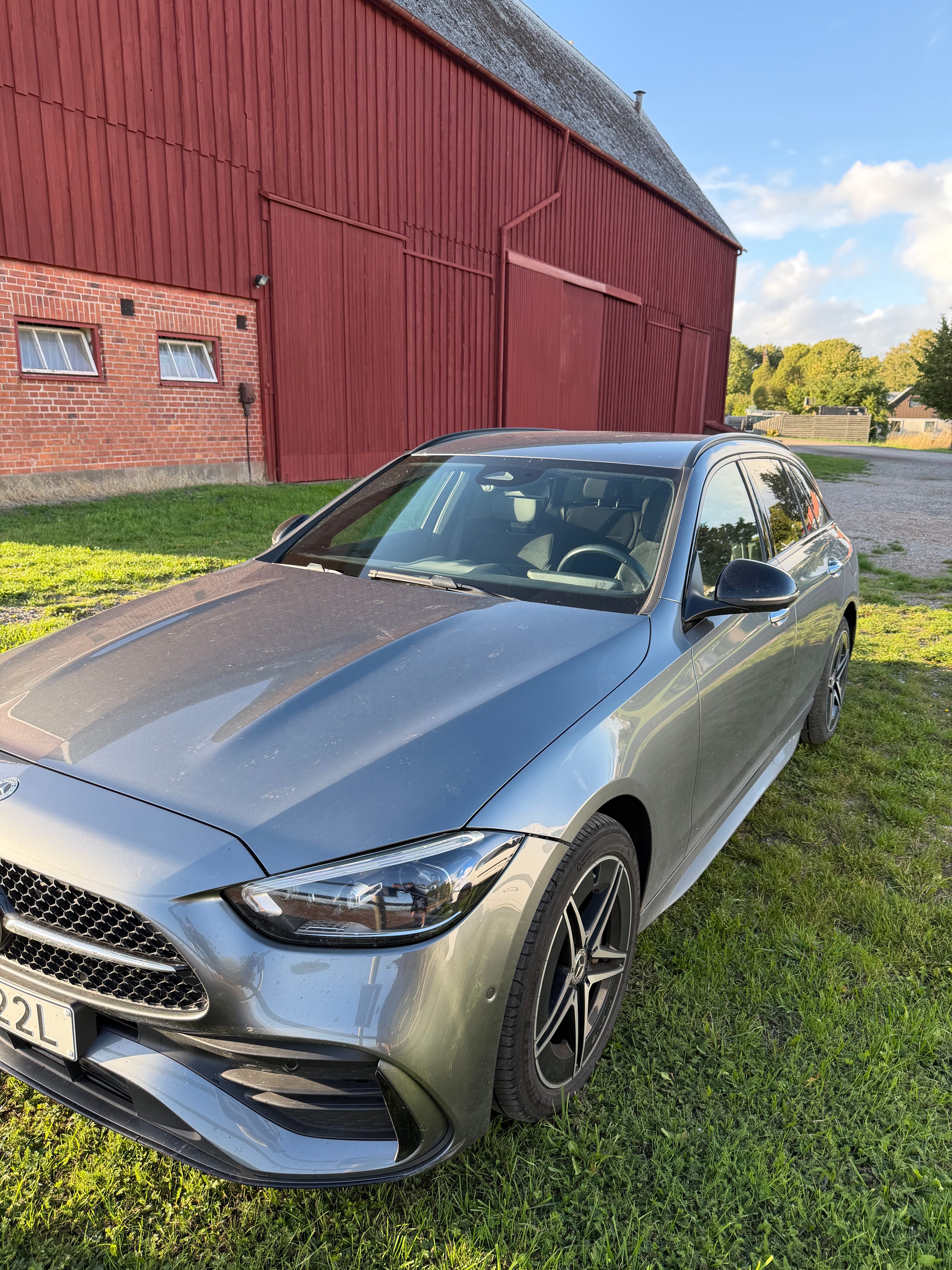 Mercedes-Benz C 300 T e 9G-Tronic 2024, bild 2/4