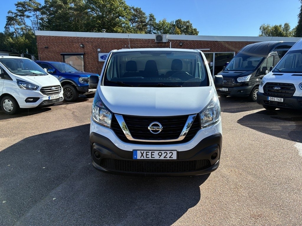 Nissan NV300 Skåpbil L1H1 1.6 dCi Euro 6 2019, bild 2/10