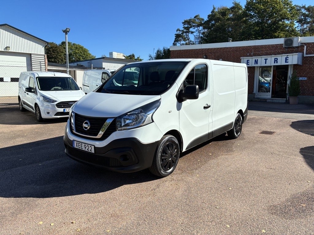 Nissan NV300