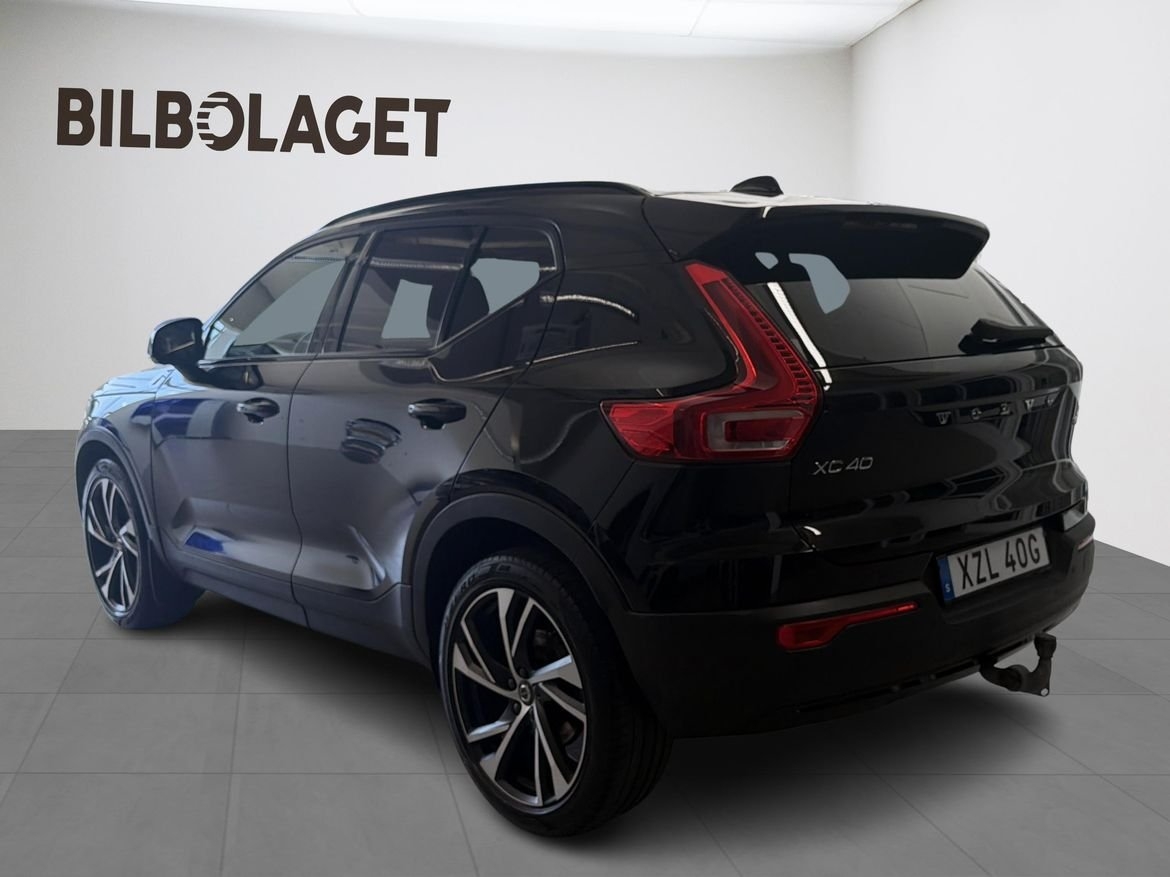 Volvo XC40 B4 AWD Bensin R-Design 2021, bild 3/9