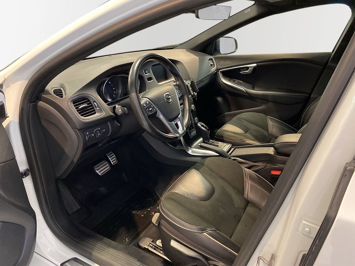 Volvo V40 D3 R-Design Edt 2019, bild 7/10