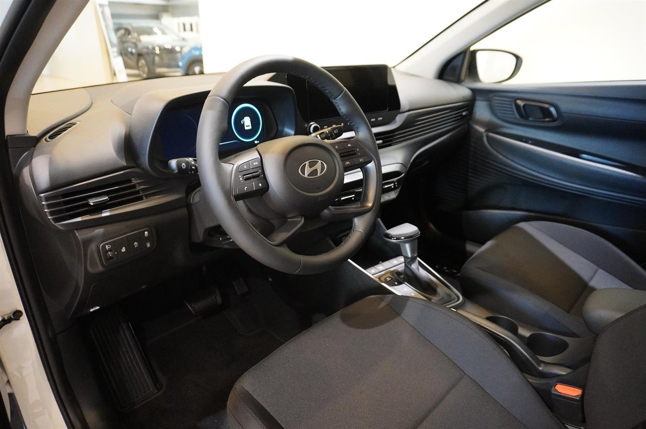 Hyundai i20 1.0 T-GDi 90hk Aut Essential 2026, bild 2/10