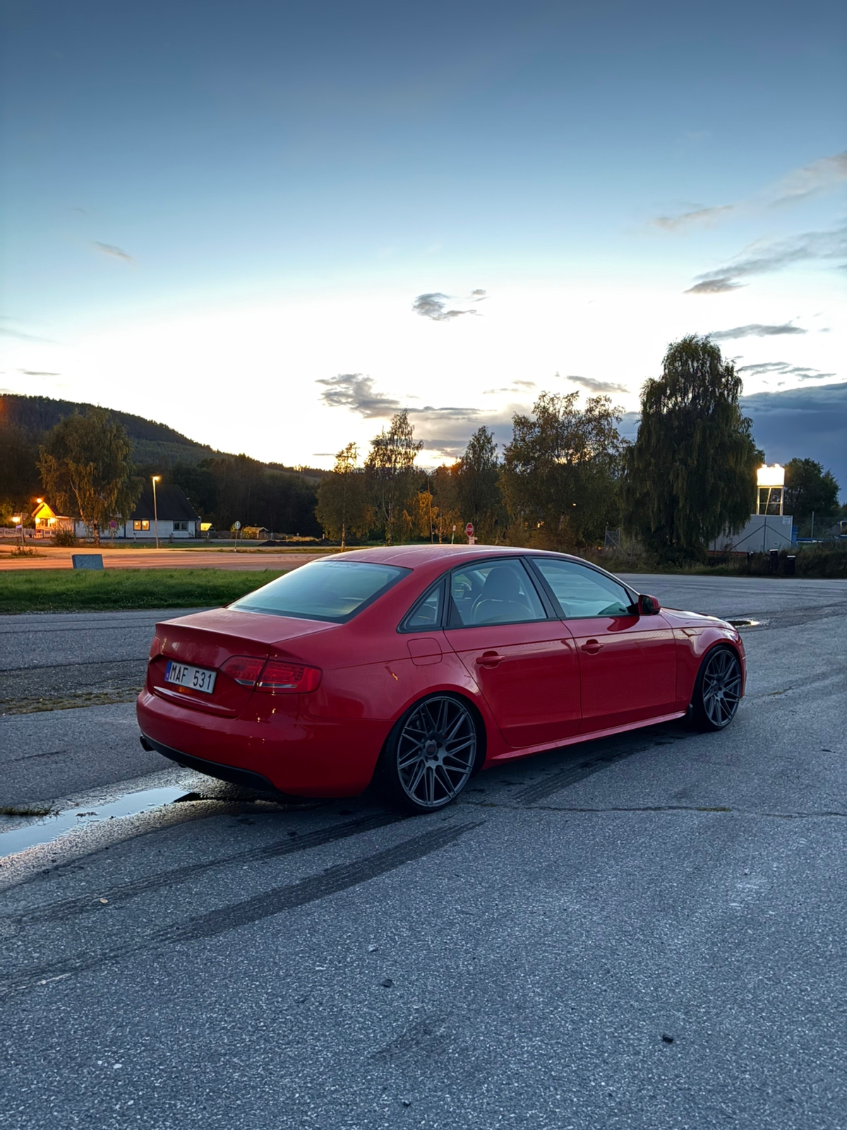 Audi A4 2010, bild 2/7