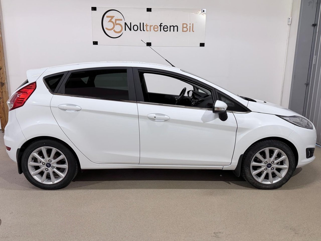Ford Fiesta 2014, bild 6/10