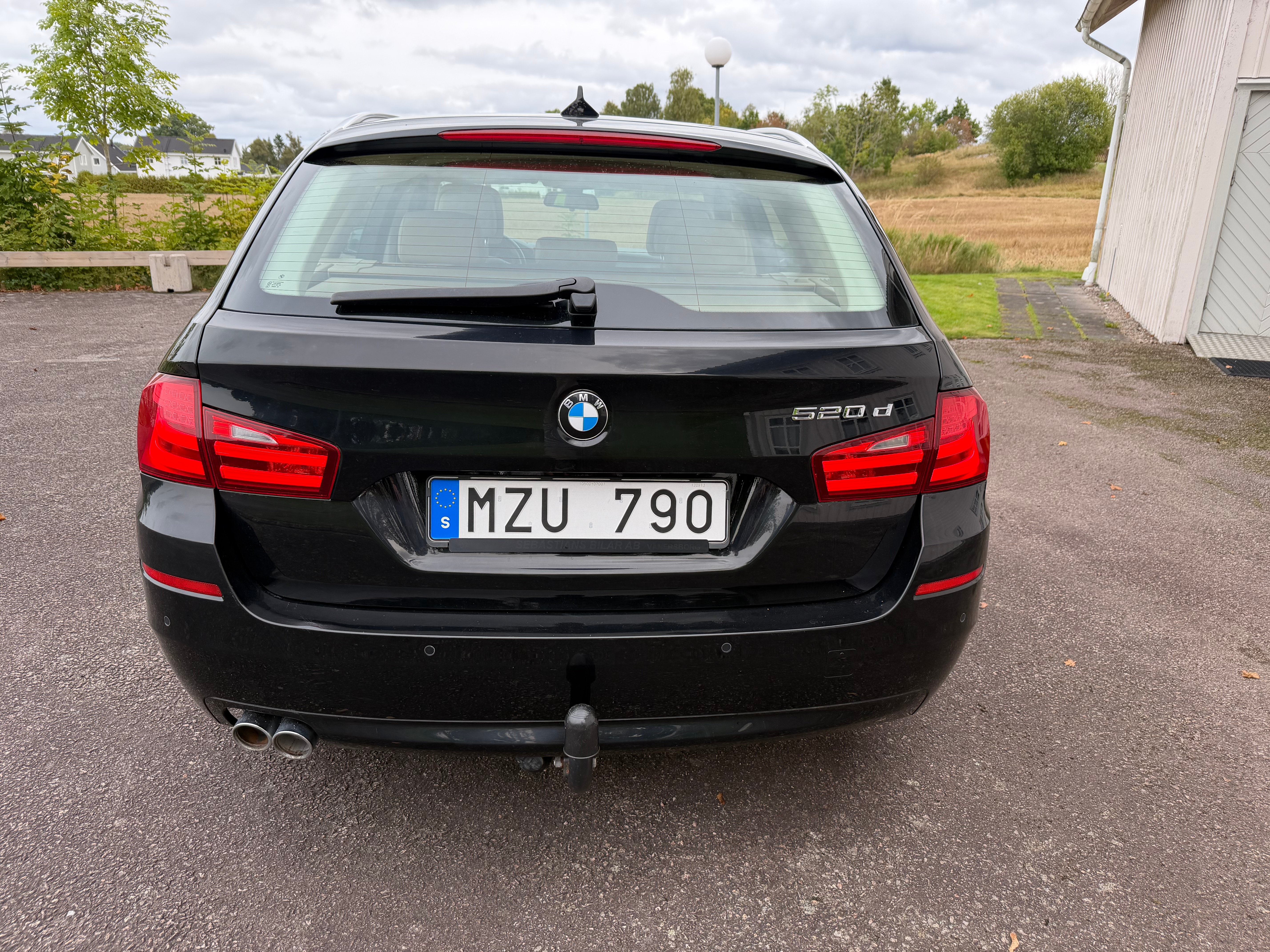 BMW 520 d Touring Steptronic 2013, kuva 4/10