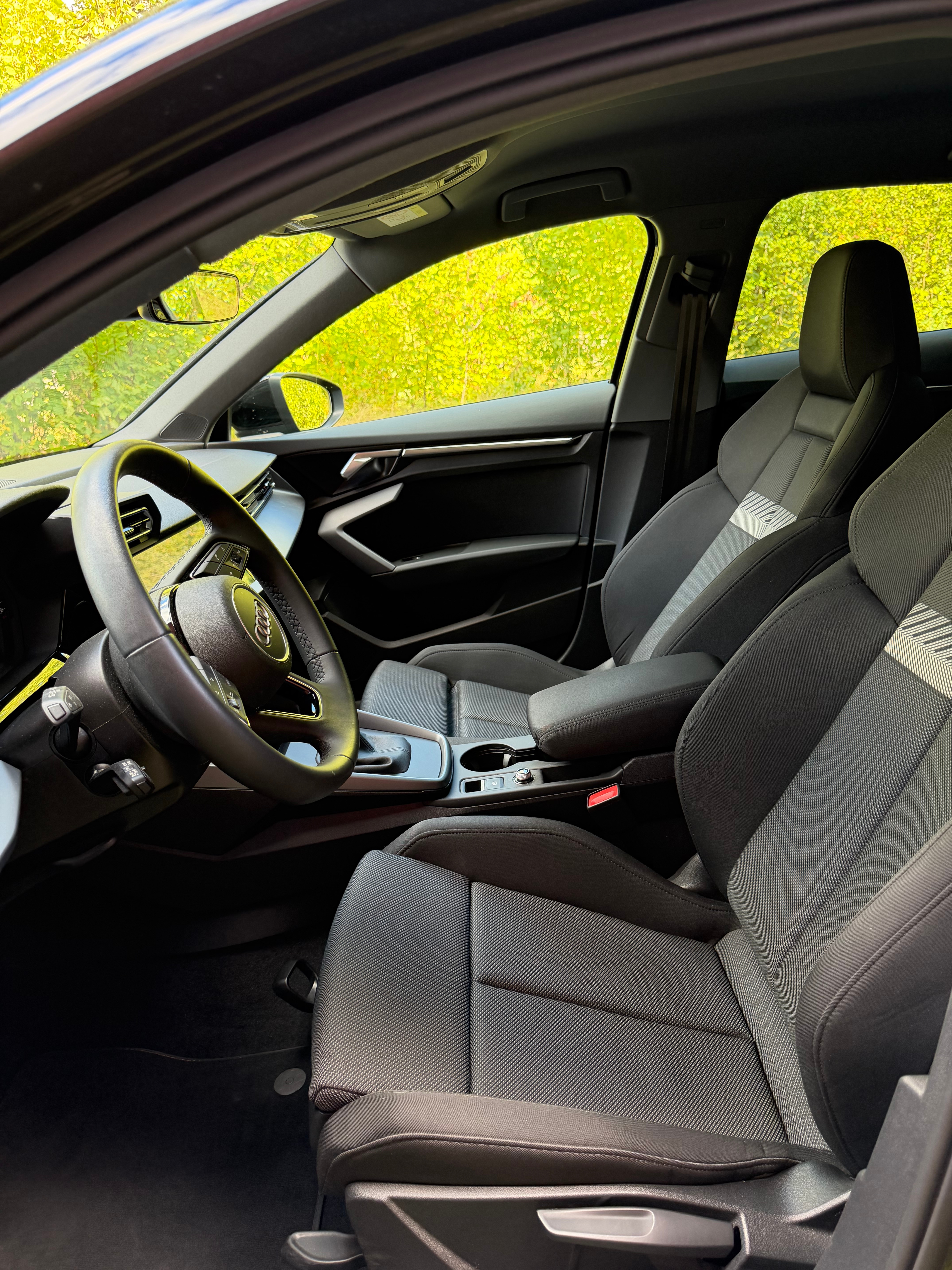 Audi A3 Sportback 35 TFSI Manuell 2025, bild 4/7