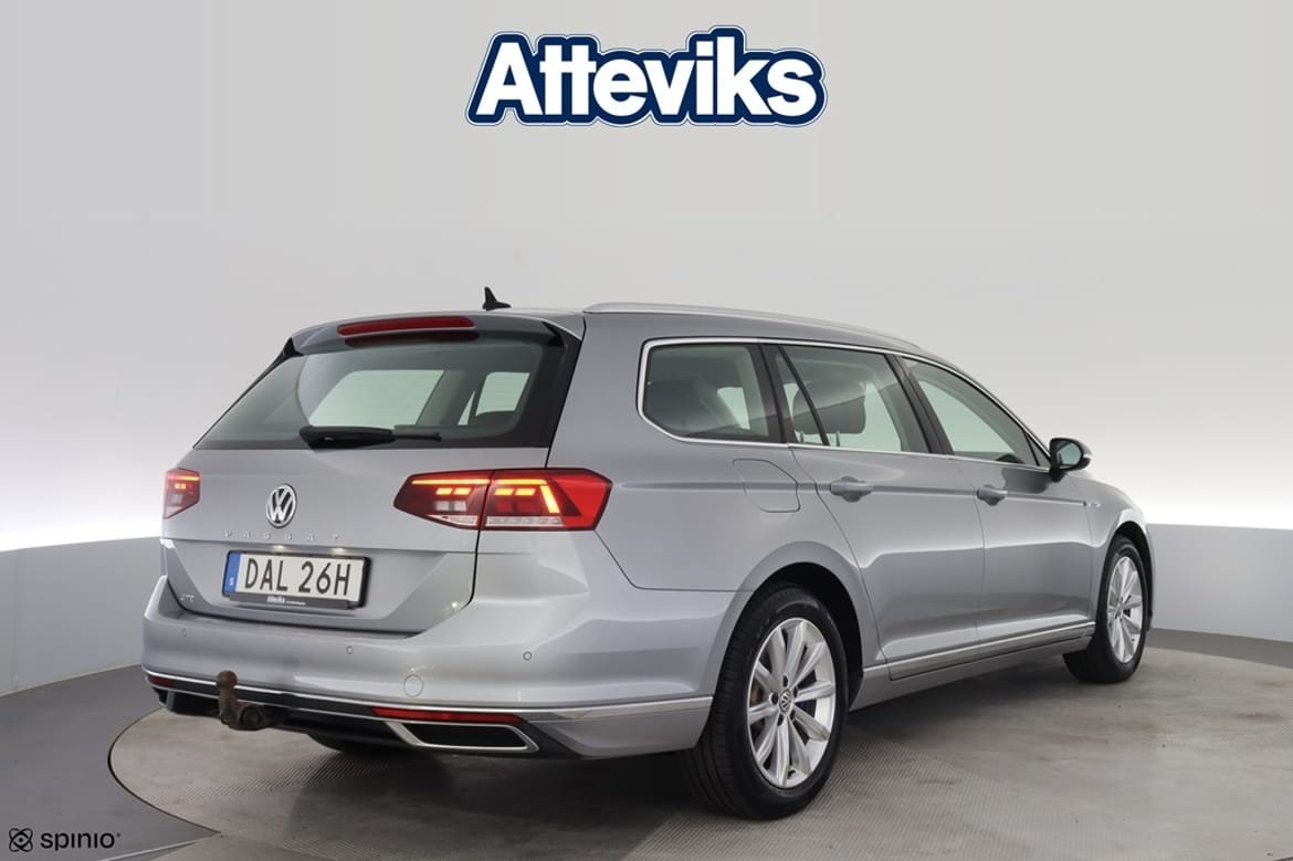 Volkswagen Passat GTE Plug-in Hybrid 2020, bild 3/10
