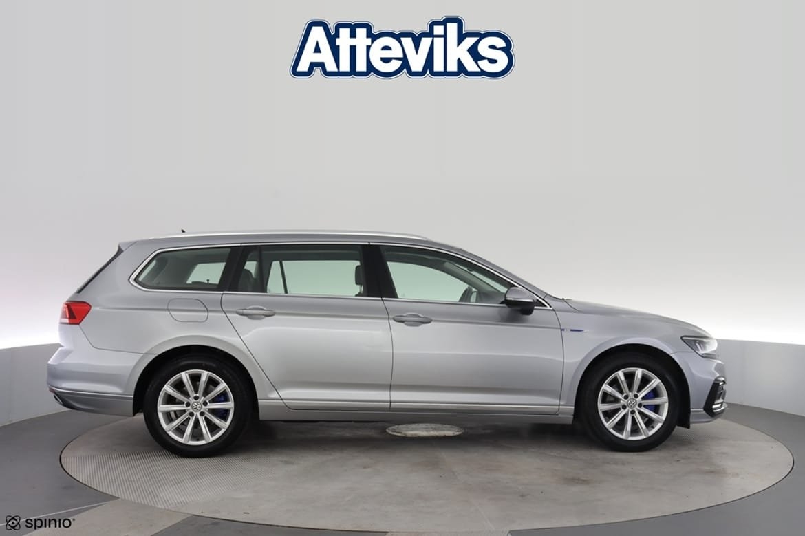 Volkswagen Passat GTE Plug-in Hybrid 2020, bild 2/10