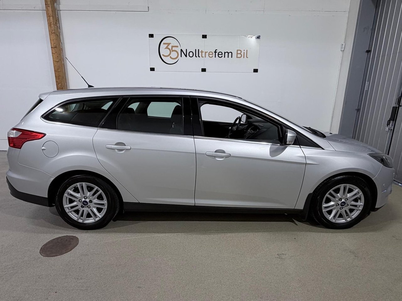 Ford Focus 2013, photo 6/10