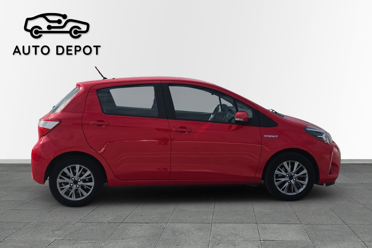 Toyota Yaris 2017, bild 3/10