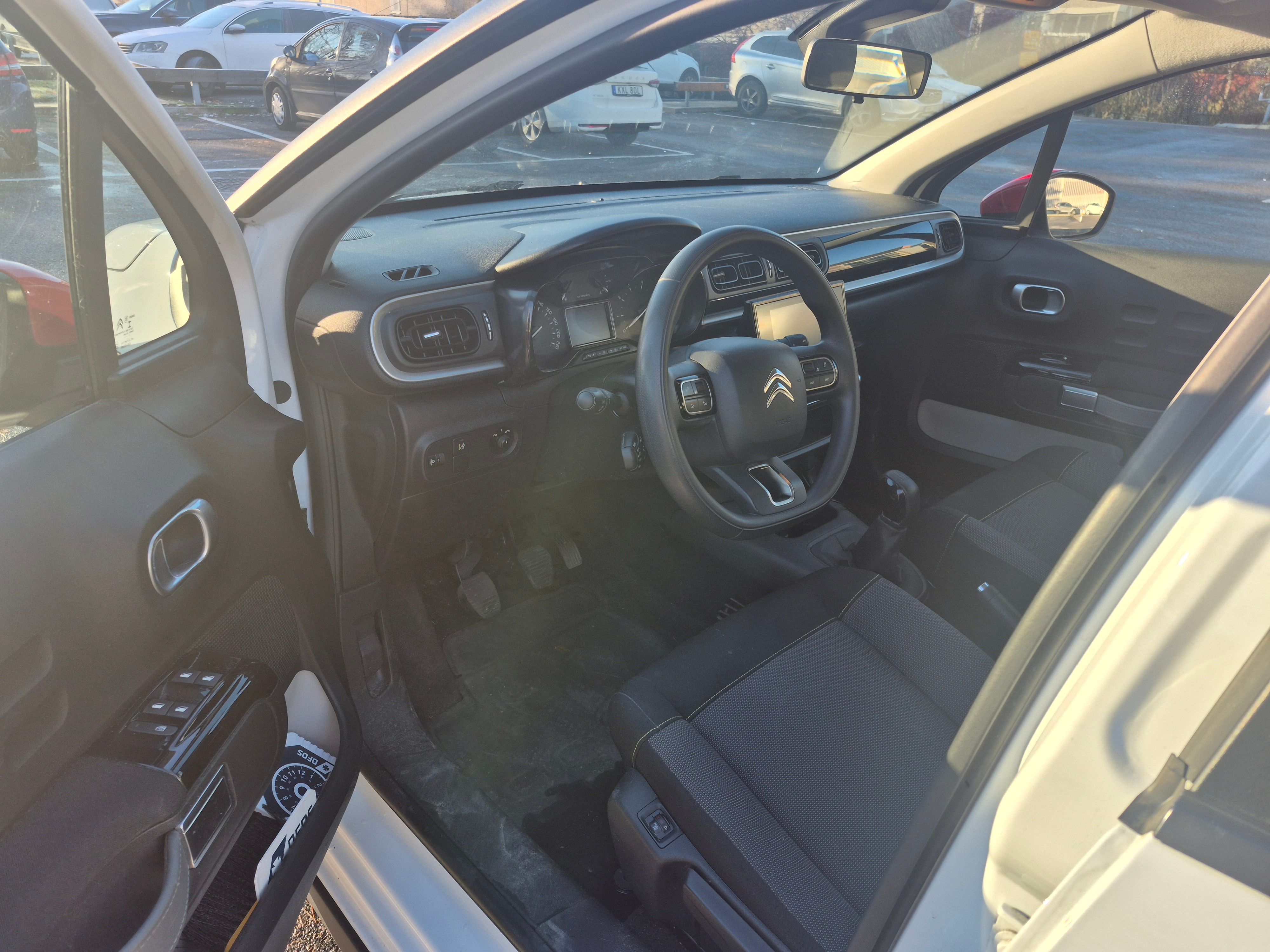 Citroen C3 1.2 PureTech 82 Manuell 2017, bild 5/6
