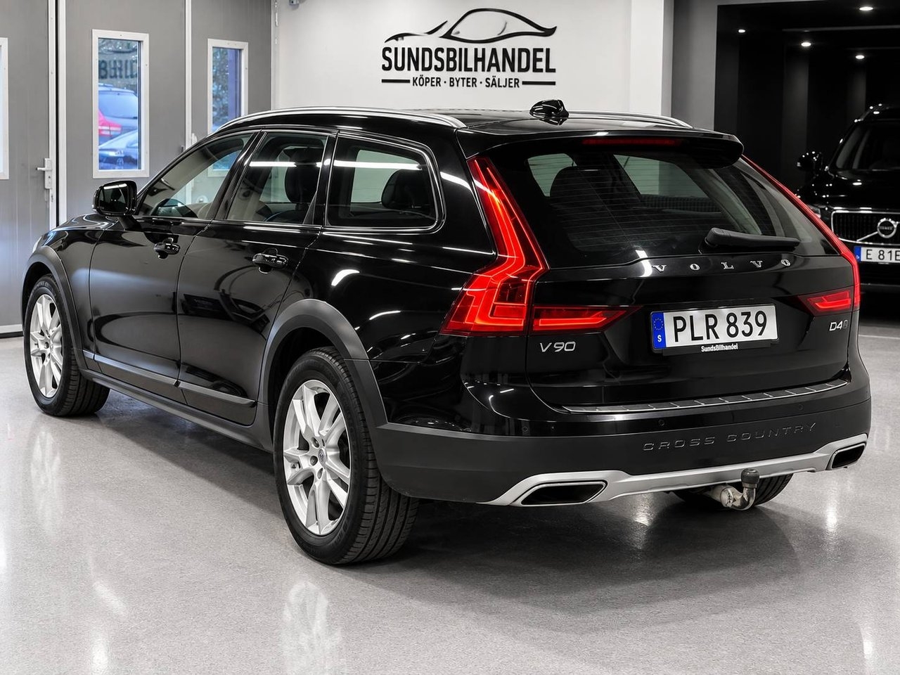 Volvo V90 Cross Country 2018, bild 3/10