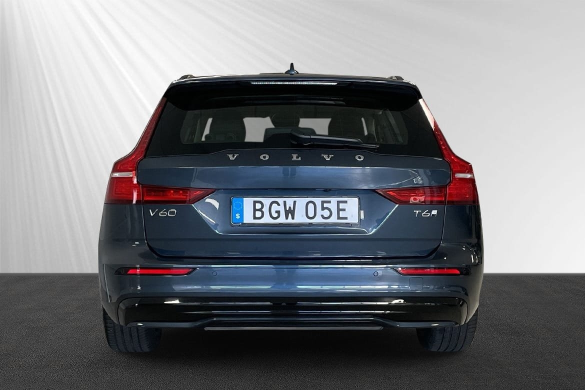 Volvo V60 T6 Plus Dark Edition 2025, kuva 2/8