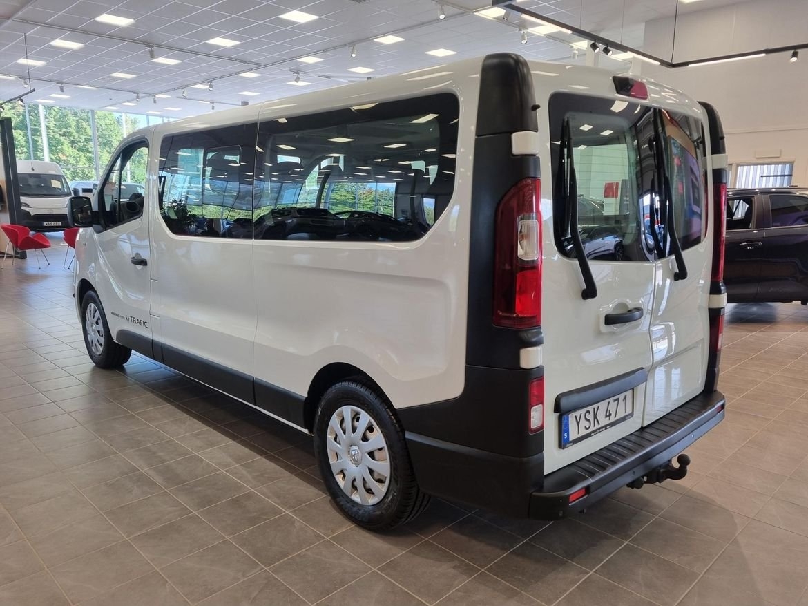 Renault Trafic 2018, photo 3/10