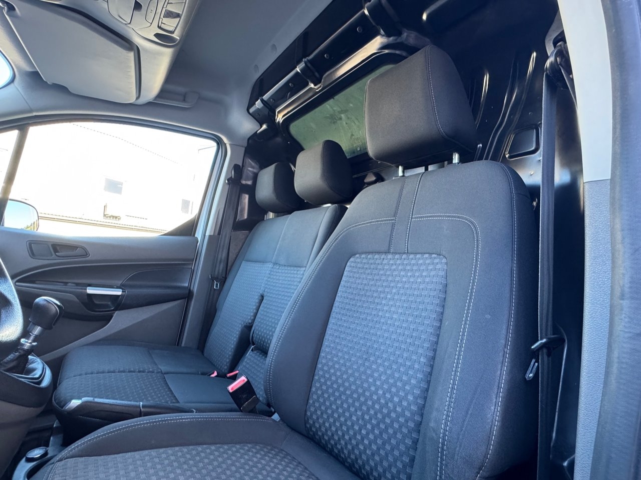 Ford Transit Connect 2020, photo 5/10