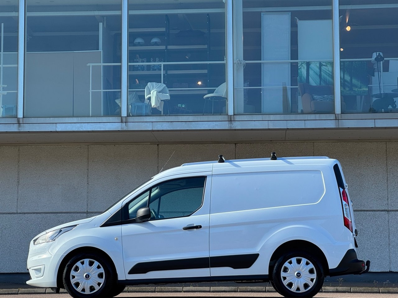 Ford Transit Connect 2020, photo 2/10