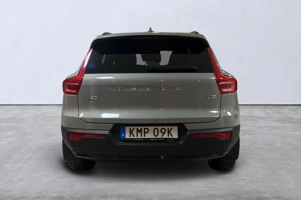 Volvo XC40 B3 FWD Bensin Plus Dark 2025, bild 5/10