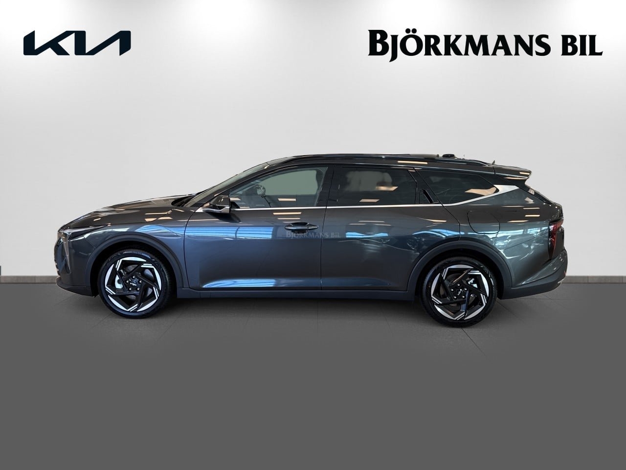 Kia K4 SW 1.6 T-GDI 150HP DCT ADVANCE 2026, bild 4/19