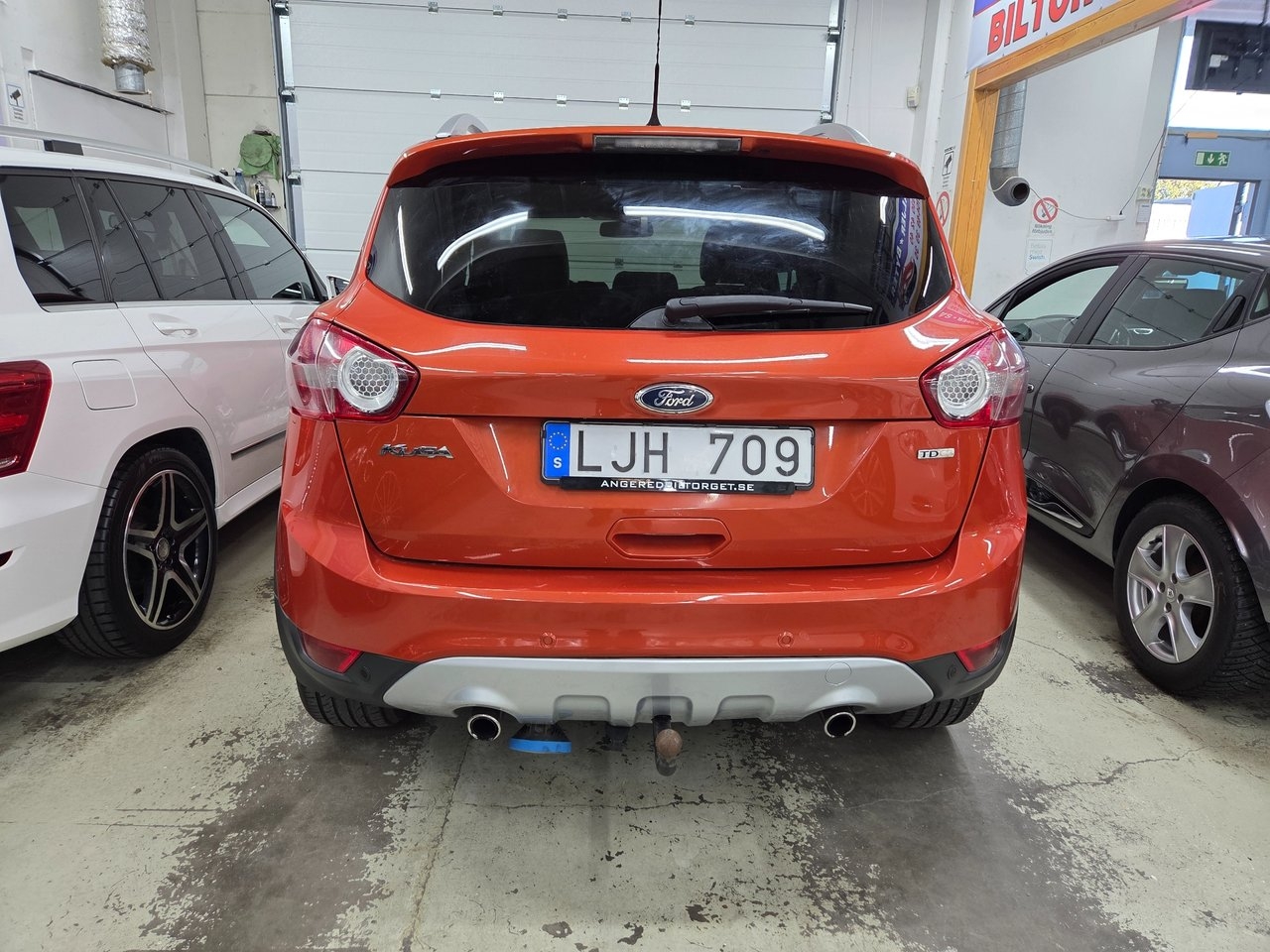 Ford Kuga 2011, kuva 7/10