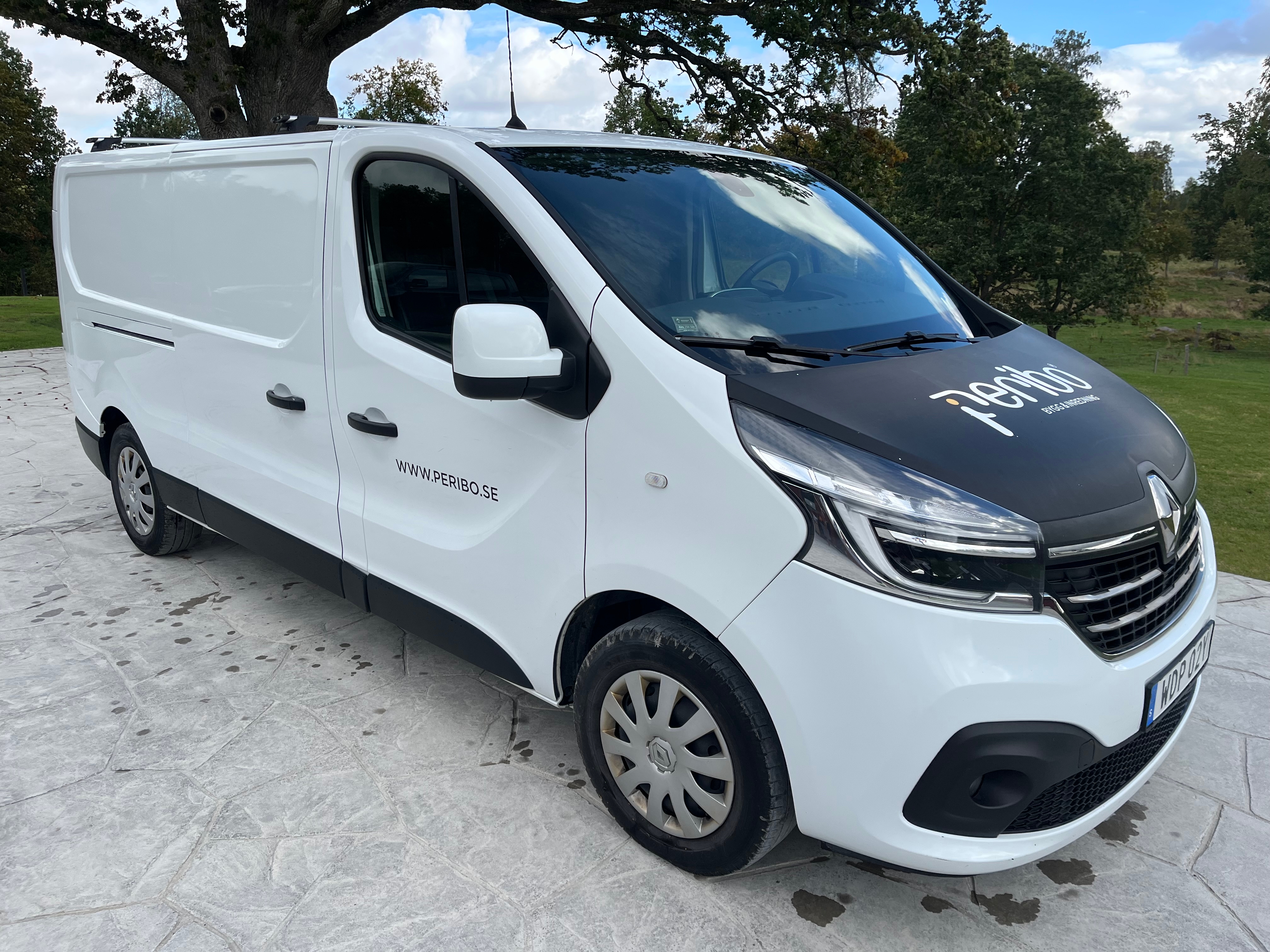 Renault Trafic Skåpbil 3.0t 2.0 dCi EDC 2021, bild 2/6