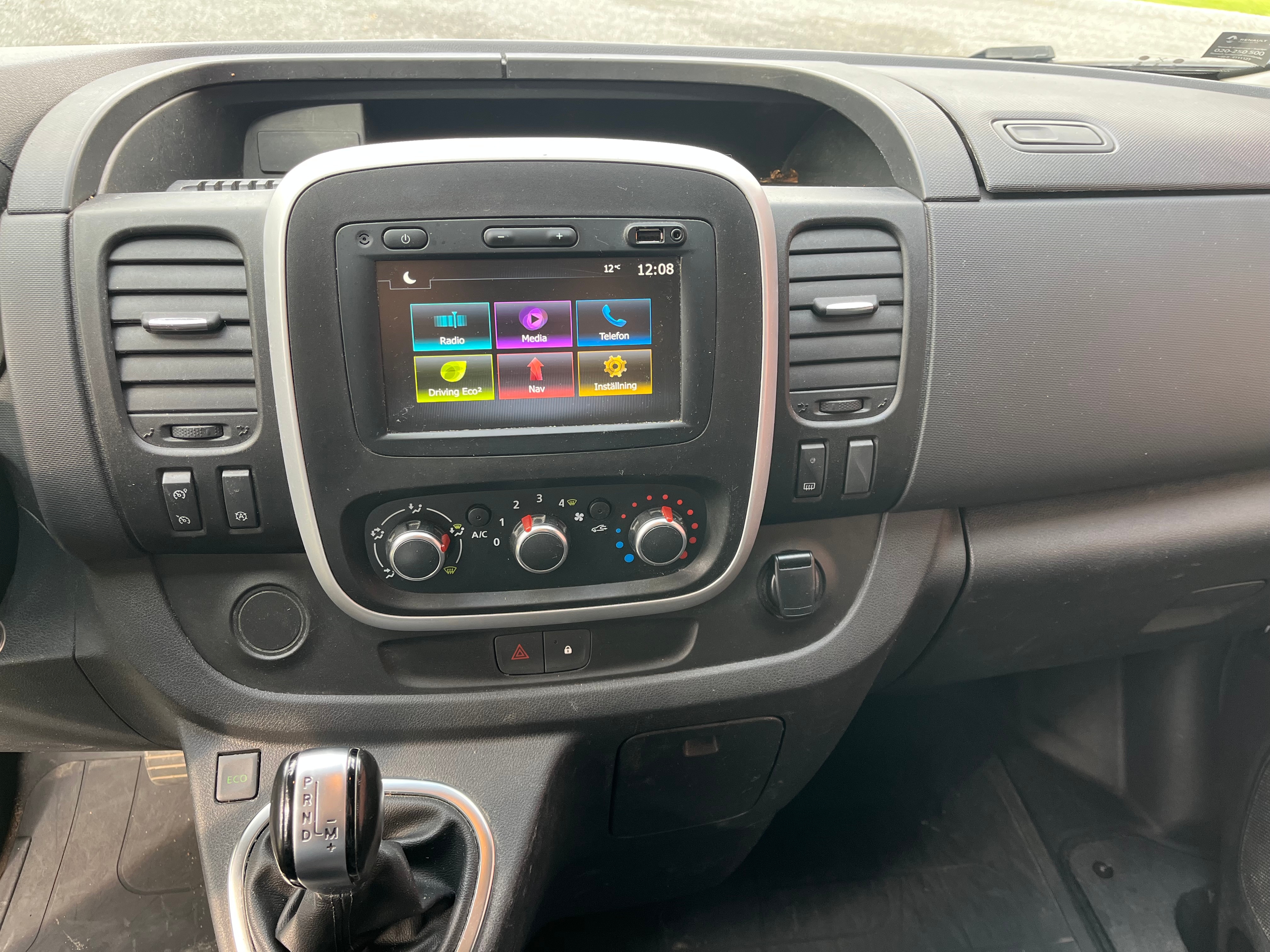 Renault Trafic Skåpbil 3.0t 2.0 dCi EDC 2021, bild 3/6