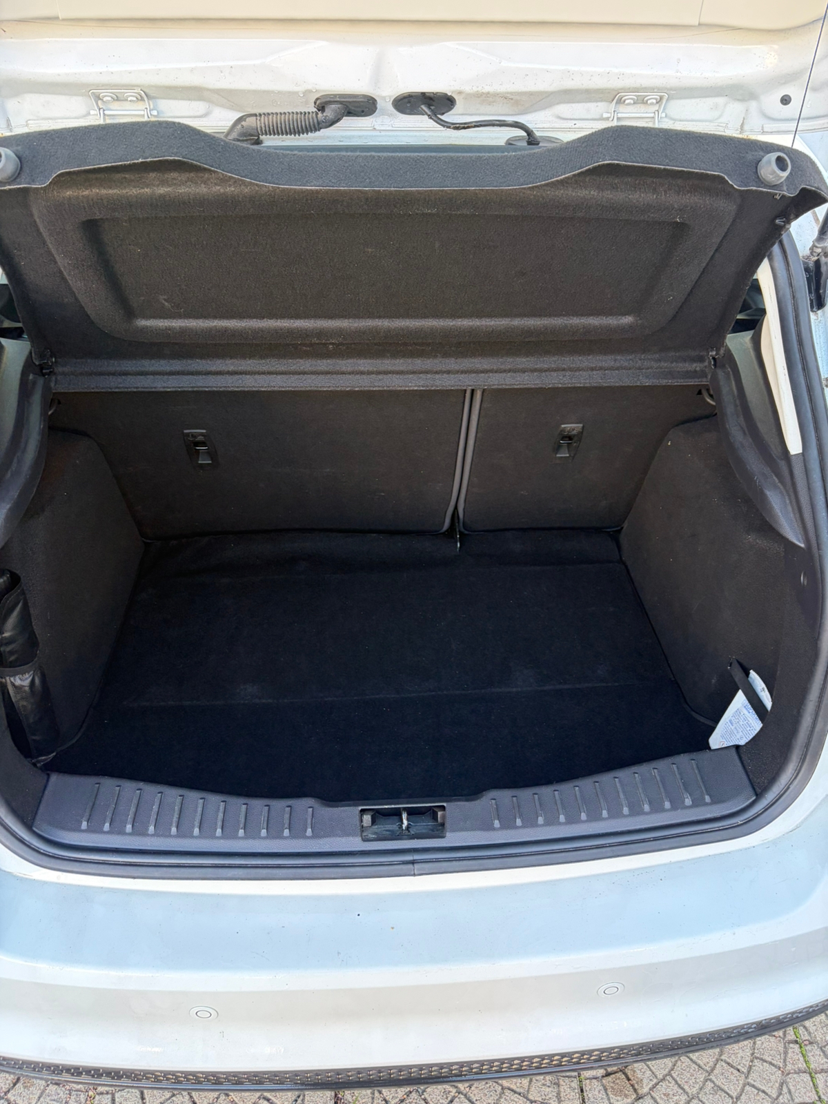 Ford Focus 1.6 Ti-VCT Flexifuel Manuell 2014, bild 4/6
