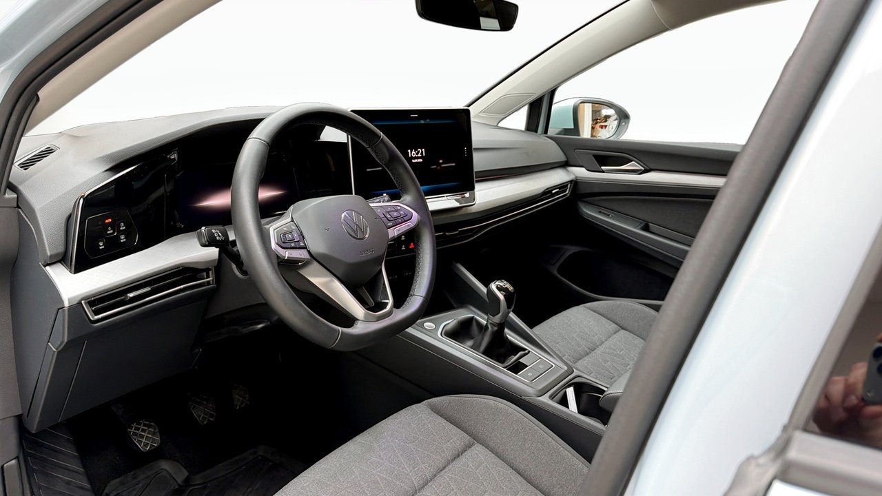 Volkswagen Golf 2025, bild 7/10