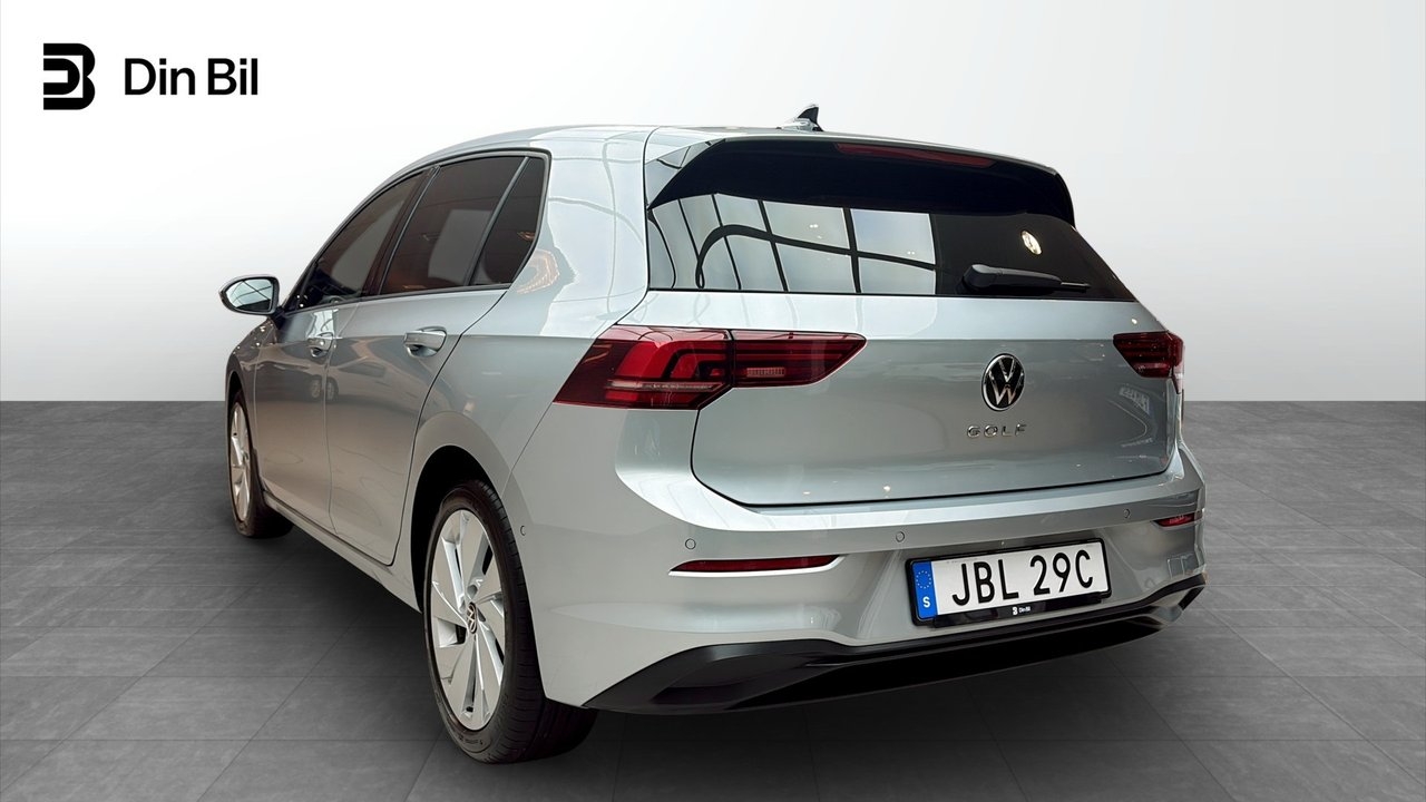 Volkswagen Golf 2025, bild 3/10