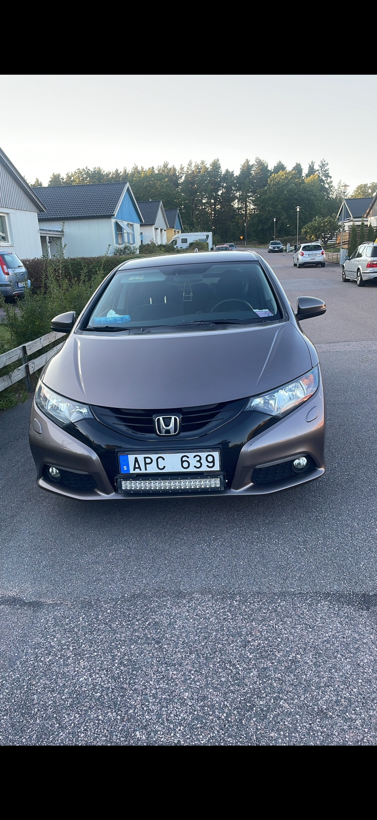 Honda Civic 1.8 i-VTEC Automatisk 2014, kuva 2/10