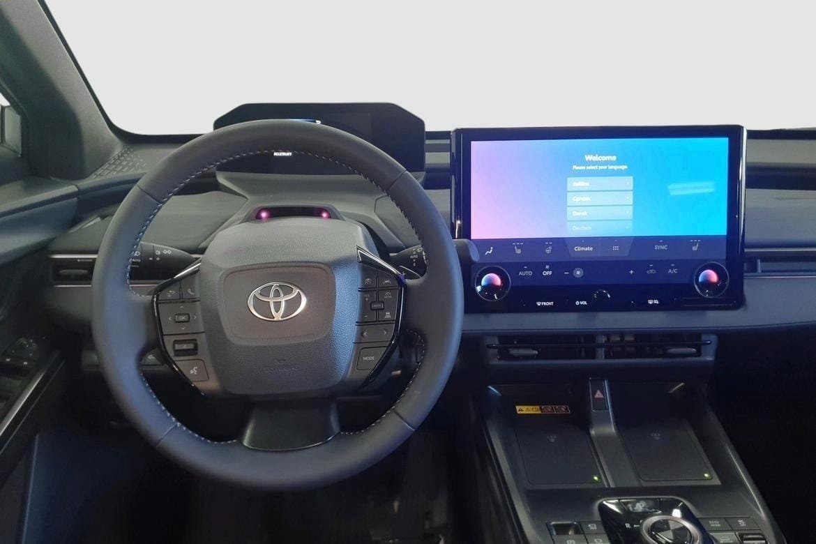 Toyota bZ4X AWD 74.7 kWh Active Tech 2026, kuva 6/10
