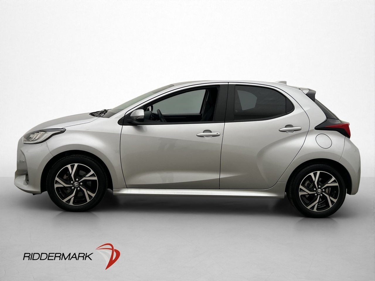 Toyota Yaris Hybrid 116hk Active Plus 2024, bild 5/10