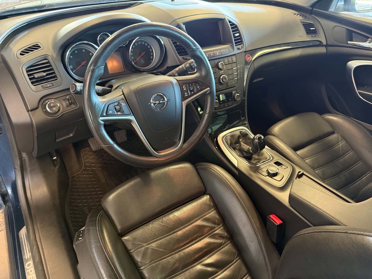 Opel Insignia 2013, photo 6/14
