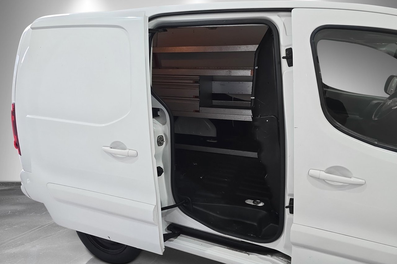 Citroen Berlingo 2017, kuva 7/10