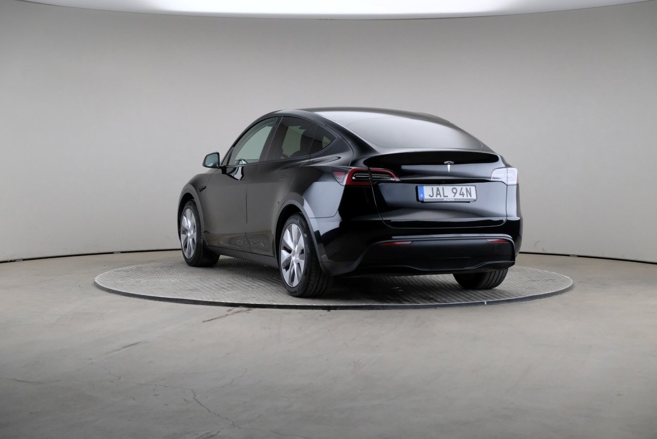 Tesla Model Y 2023, bild 2/10