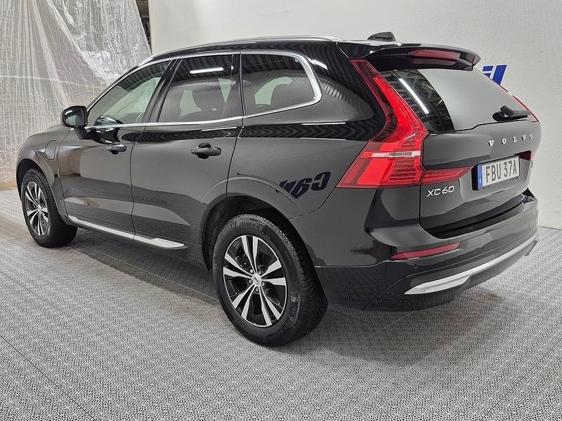 Volvo XC60 2023, kuva 3/10
