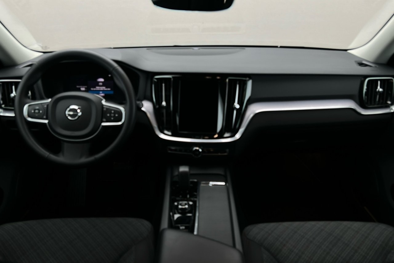 Volvo V60 B4 197hk Core 2024, bild 6/10