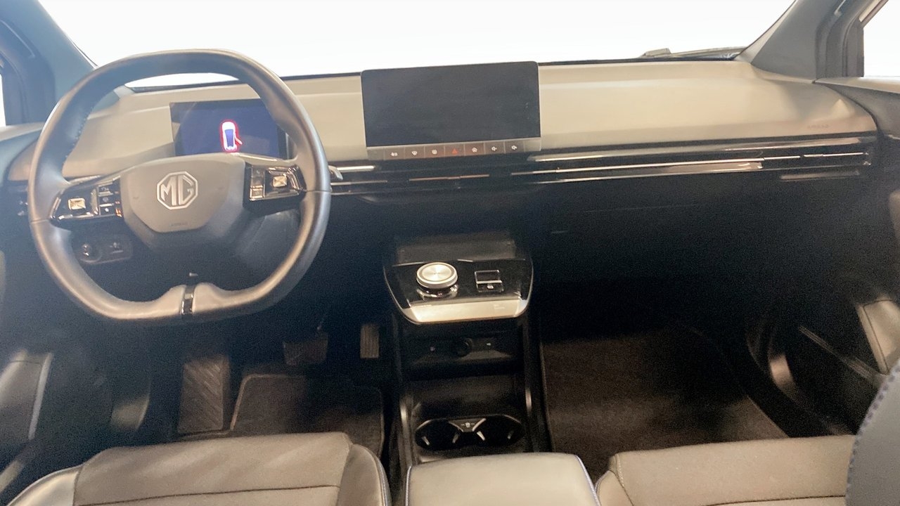 MG MG4 Long Range Luxury 64kWh (204hk) 2023, kuva 4/10