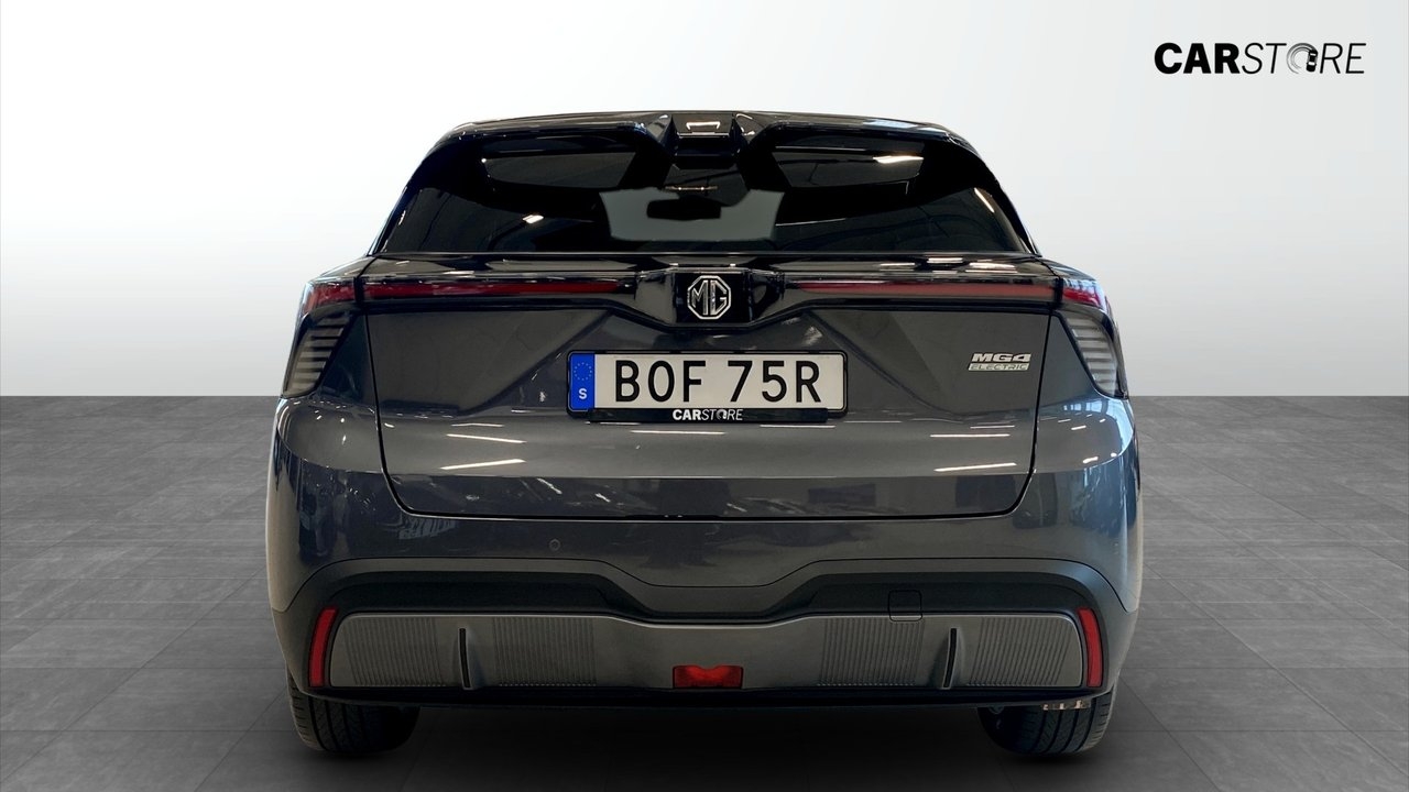MG MG4 Long Range Luxury 64kWh (204hk) 2023, kuva 7/10